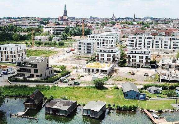 Blick auf das Wohnquartier „Waisengärten" in der Schweriner Werdervorstadt