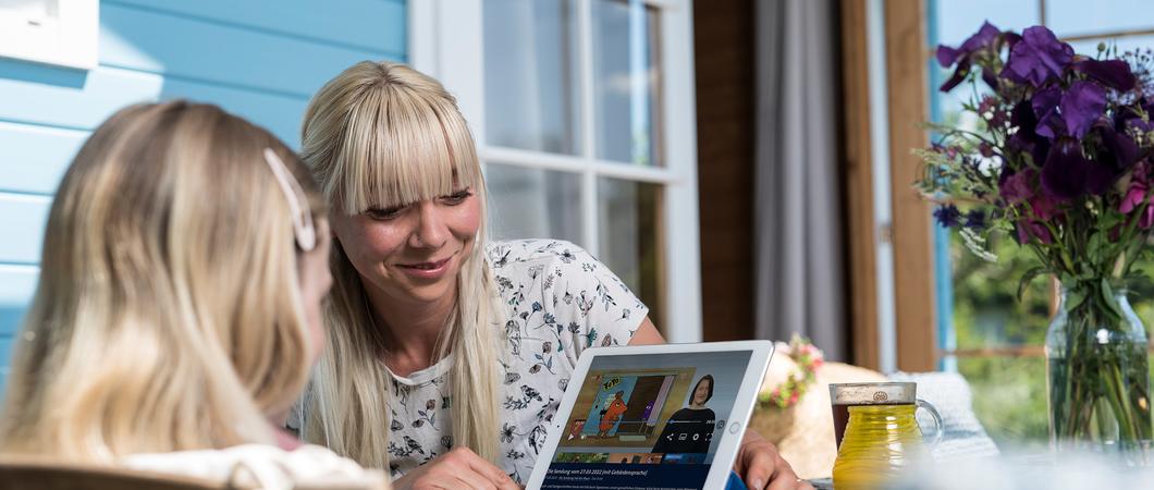 Ob Serienmarathon unter freiem Himmel, Videotelefonie mit Freunden oder mobiles Arbeiten aus dem eigenen Schrebergarten heraus – mit dem fortschreitenden city.WLAN-Ausbau der Stadtwerke ist dies für immer mehr Schweriner möglich.