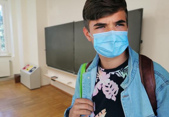 Es besteht wieder Maskenpflicht an Schulen