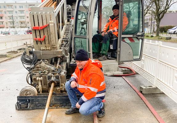 Mit dem Bau ihrer Geothermie- Anlage in Schwerin Lankow setzen die Stadtwerke Schwerin auf eine nachhaltige Erzeugung von umweltfreundlicher Fernwärme durch die Nutzung von Erdwärme.