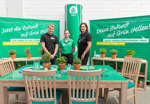 Wer Lust auf eine abwechslungsreiche Ausbildung mit einer Mischung aus Büro und Kundenkontakt hat, der sollte am 8. September beim SVZ-Lehrstellentag am Messestand der WGS vorbeischauen, Foto: maxpress