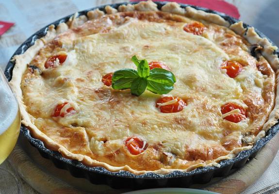 Herzhafter Kuchen mit der typischen Anis-Note von Fenchel.