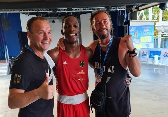 Traktor-Boxer Kevin Boakye-Schumann steht im Finale der U22- Europameisterschaften.