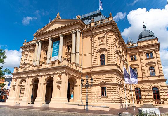 Hans-Georg Wegner, der designierte Generalintendant des Mecklenburgischen Staatstheater Schwerin, gibt sein künstlerisches Leitungsteam bekannt