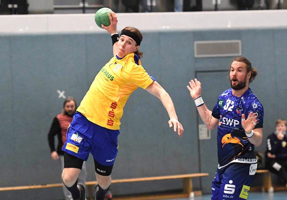 Auf dem Spielfeld fühlt sich Marvin Kix wohl. Hier folgt er seiner Leidenschaft, dem Handballspielen. Schon im Nachwuchs war er der Ruhepol und lenkte das Spiel.