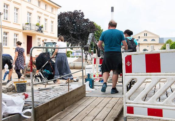 Ob mit Auto, zu Fuß oder dem Fahrrad – die Geschäfte am Großen Moor sind auch weiterhin auf vielen Wegen erreichbar.