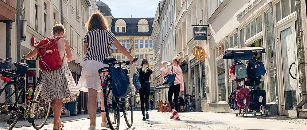 Besucher der Innenstadt können ungehindert flanieren und die Center und Geschäfte gut erreichen