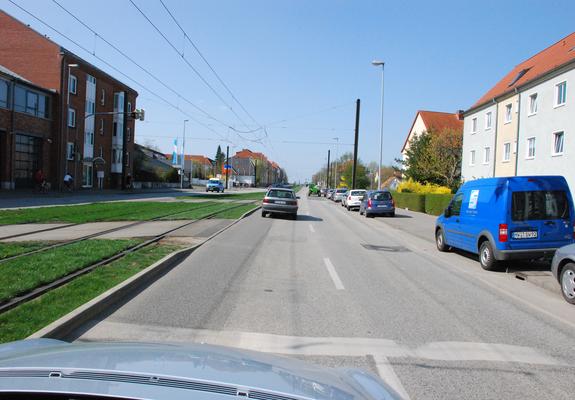 Am Mittwoch werden die drei Rettungswagen, die bislang aus der Rettungswache Lübecker Straße 208 ausrückten, in die Friesenstraße verlegt.