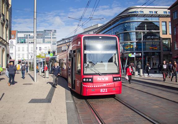 Preiswert durch den Sommer kommen Nutzer des Nahverkehrs mit dem 9-Euro-Ticket, das der Bund im Rahmen seines Entlastungspaketes als einmalige Sonderaktion auf den Weg gebracht hat.