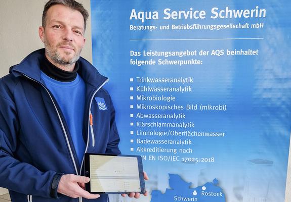 Die Aqua Service Schwerin GmbH (AQS) geht weitere Schritte bei der Digitalisierung. In den Laboren erfolgt die instrumentelle Analytik bereits per Computer.