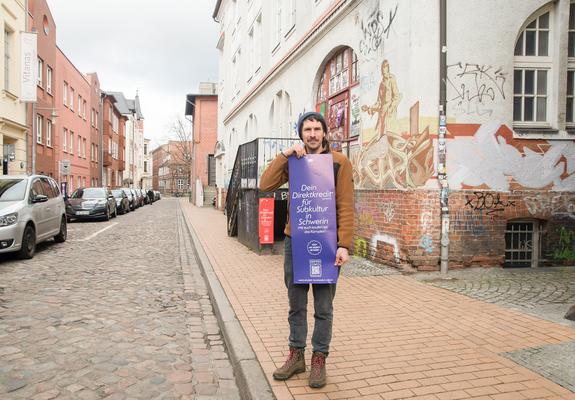 Das Kultur- und Wohnprojekt Komplex plant das Haus zu kaufen, in dem es seit 2002 aktiv ist.