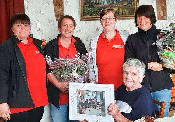 Einst gründeten Hannelore und Carmen Brunkow ihr gleichnamiges Familienunternehmen. Am 1. Juli feierte der ambulante Pflegedienst sein 25-jähriges Jubiläum. Mit den Jahren wuchs auch das Team.