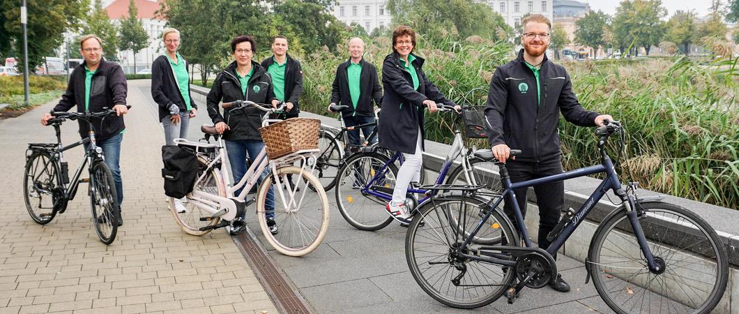 Drei Wochen auf dem Drahtesel, 20 Mitarbeiter und 1.783 Kilometer – das ist das Ergebnis der Wohnungsgesellschaft Schwerin beim Stadtradeln 2020. „Im vergangenen Jahr waren zwar 27 Mitarbeiter am Start“, blickt Matthias Möller vom WGS-Betriebsrat zurück.