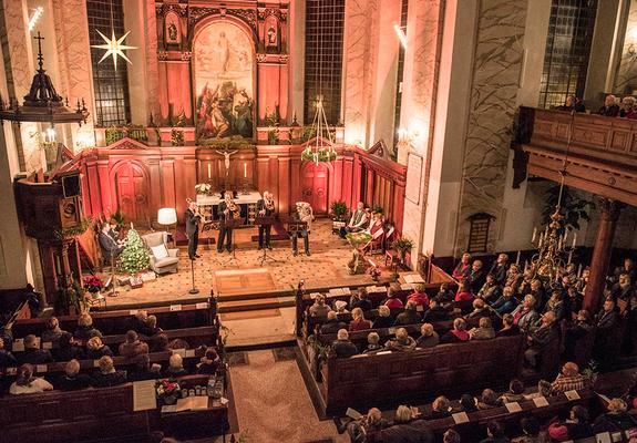 Weihnachtsstimmung am 18. Dezember in der Schelfkirche