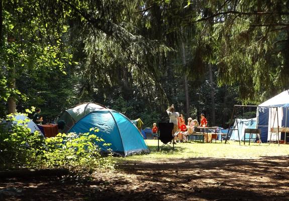 Seit heute ist er online, der Ferienkalender des Landesjugendrings Mecklenburg-Vorpommern. Auch in diesem Jahr hält er wieder eine Fülle verschiedener Veranstaltungen, Freizeiten und Workcamps für Kinder und Jugendliche aus Mecklenburg-Vorpommern bereit.