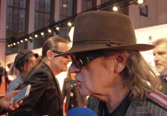 Zu den Konzerten mit Udo Lindenberg am 22.05.2022 und 24.05.2022 in der Sport- und Kongresshalle Schwerin werden jeweils mehr als 5.000 Besucher erwartet.