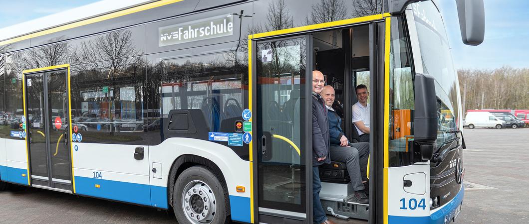 Vorhang auf heißt es zu einer besonderen Premiere, und zwar in Bezug auf den Führerscheinerwerb für Busse: