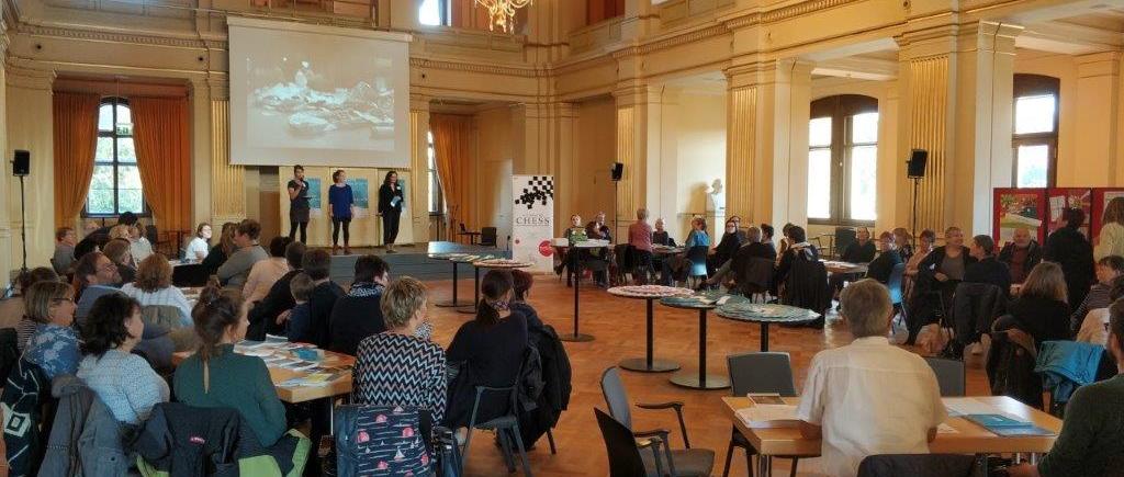 Das Programm der kommenden Spielzeit wird für interessierte Pädagogen im Konzertfoyer vorgestellt, Foto: Mecklenburgisches Staatstheater