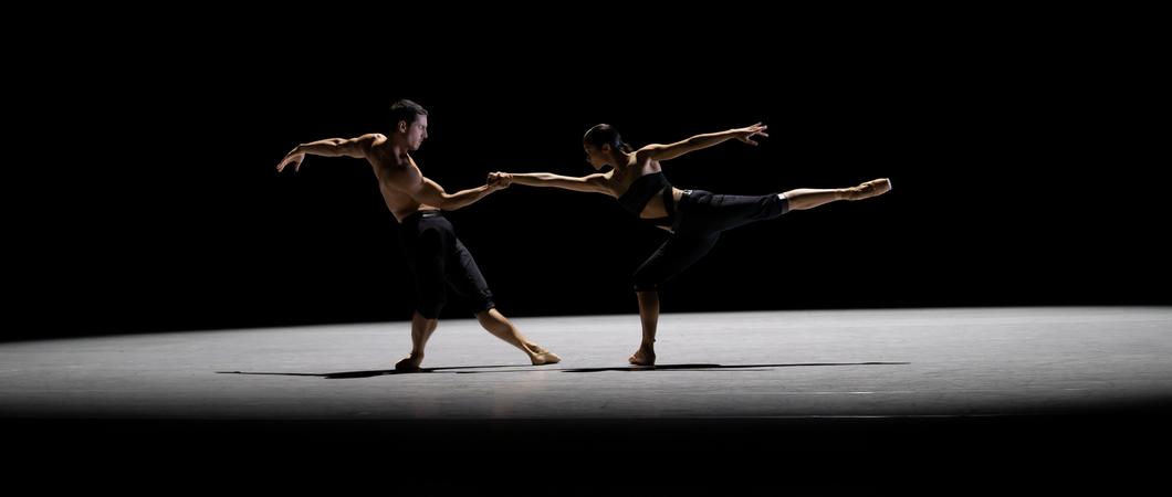 Die Companie Ballett X Schwerin präsentiert ihre erste Premiere der Spielzeit am Freitag, den 28. Oktober um 19.30 Uhr im Großen Haus des Mecklenburgischen Staatstheaters.