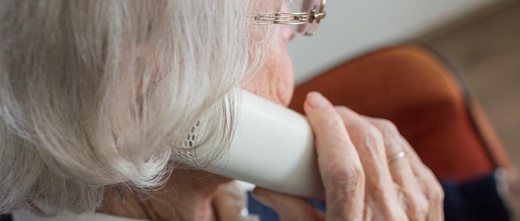 Unter dem Vorwand Strompreise im Rahmen der Strompreisbremse anzupassen melden sich derzeit Betrüger telefonisch bei Anwohnern.