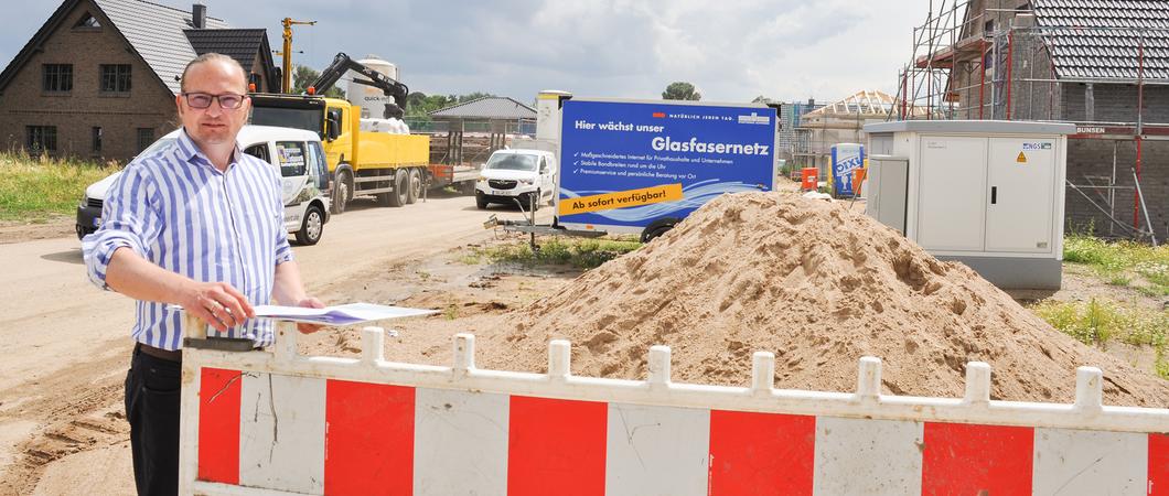 Schwerins nördlichster Stadtteil wächst: Rund 150 Wohnhäuser und eine Kita entstehen in Wickendorf. Die Trinkwasserversorgungsleitungen dafür sind längst verlegt.