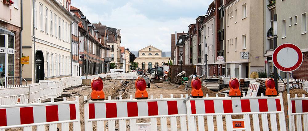 Am Großen Moor geht es heiß her! Mit dem Plan für eine moderne Einkaufsstraße hat alles angefangen.