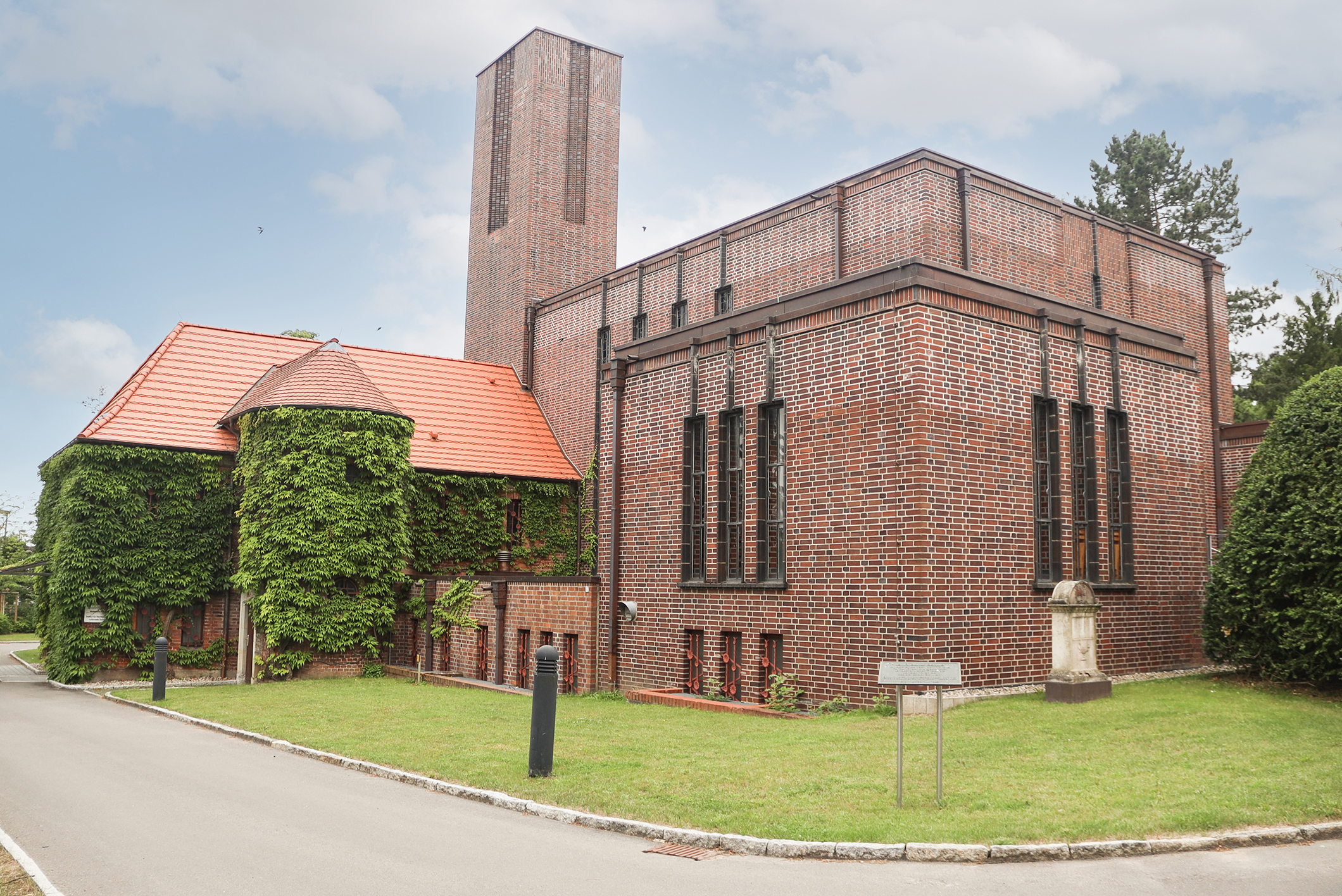 Treffpunkt für alle Aktivitäten ist das Gelände an der Trauerhalle